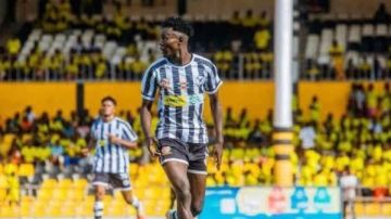 3 مواسم ونصف .. خالد الغندور: غزل المحلة ينهي اتفاقه مع البوروندي لينزا 