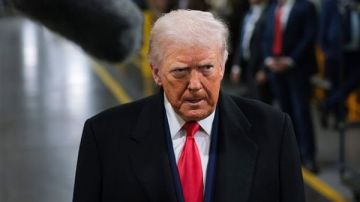 ترامب: الاقتصاد الأمريكي في وضع جيد ونعمل على تفادي الإغلاق الحكومي ترامب: الاقتصاد الأمريكي في وضع جيد ونعمل على تفادي الإغلاق الحكومي