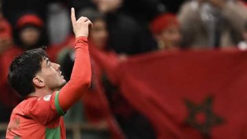 دياز يمنح المغرب التقدم على الكاميرون ويعزز صدارة هدافي أمم إفريقيا 2025 دياز يمنح المغرب التقدم على الكاميرون ويعزز صدارة هدافي أمم إفريقيا 2025