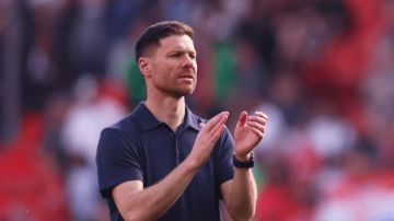 ذا أثلتيك تكشف كواليس رحيل تشابي ألونسو عن تدريب ريال مدريد