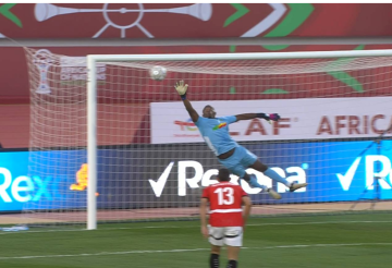 مصر تتجاوز بنين بصعوبة وتبلغ ربع نهائي كأس أمم إفريقيا (فيديو)