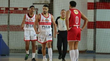 الأهلي يحسم قمة الجولة الحادية عشرة من دوري السلة أمام الزمالك الأهلي يحسم قمة الجولة الحادية عشرة من دوري السلة أمام الزمالك