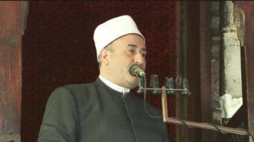 خطيب الجمعة: شعبان شهر رفع الأعمال واستجابة الدعوات وتفريج الكربات خطيب الجمعة: شعبان شهر رفع الأعمال واستجابة الدعوات وتفريج الكربات