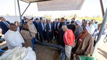 محافظ المركزي ووزير الزراعة يتفقدان قرى مستفيدة من مشروع دعم صغار المزارعين بأسوان