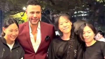 محمد إمام يوجه رسالة لجمهوره من ماليزيا .. ماذا قال ؟