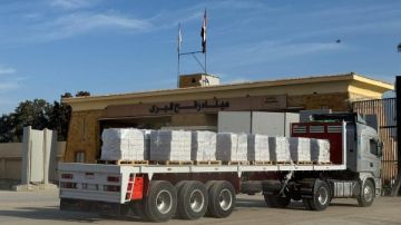 استجابة لحالة الطقس.. سلال غذائية ومستلزمات شتوية وإغاثية من مصر لغزة..صور