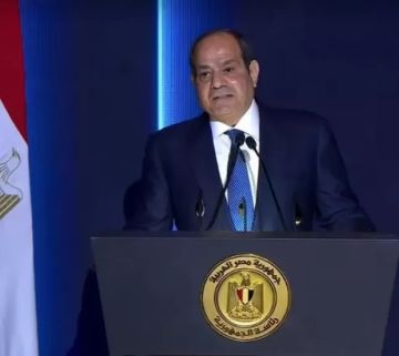 الرئيس السيسي: حق الشهداء أعظم من أن يوفى.. وسنظل أوفياء لذكراهم الرئيس السيسي: حق الشهداء أعظم من أن يوفى.. وسنظل أوفياء لذكراهم