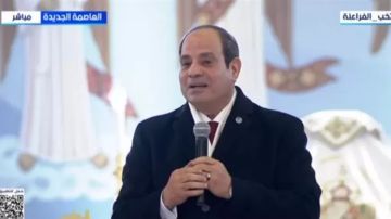 الرئيس السيسي: وصيتي لكل المصريين خليكوا دائما مع بعض.. بلدنا ستظل بخير الرئيس السيسي: وصيتي لكل المصريين خليكوا دائما مع بعض.. بلدنا ستظل بخير
