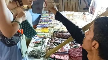 حسين سويري.. من قيد الإصابة إلى صناعة الأمل على ممشى دهب السياحي