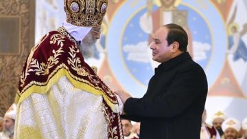 البابا تواضروس يشيد بحضور الرئيس السيسي: تقليد وطني يجسد وحدة المصريين فيديو