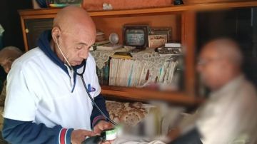 الرعاية الصحية تكثف الزيارات المنزلية لكبار السن وغير القادرين على الحركة بالأقصر الرعاية الصحية تكثف الزيارات المنزلية لكبار السن وغير القادرين على الحركة بالأقصر