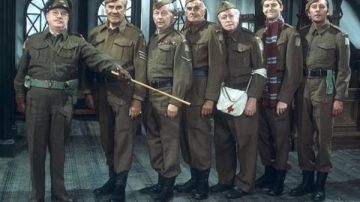 بريطانيا تستدعي قدامى المحاربين حتى 65 عاما استعدادا لسيناريو حرب عالمية ثالثة