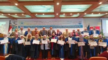 جامعة الإسكندرية تمنح 36 باحثا و5 مبتكرين جوائز بحثية مبتكرة جامعة الإسكندرية تمنح 36 باحثا و5 مبتكرين جوائز بحثية مبتكرة