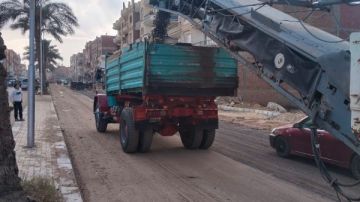 محافظ الإسماعيلية يتابع تنفيذ مشروع تطوير شامل للشارع الجديد بمدينة فايد