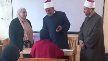 في ثاني أيامها.. وكيل قطاع المعاهد الأزهرية يتفقد لجان الشهادتين الابتدائية والإعدادية بالقاهرة