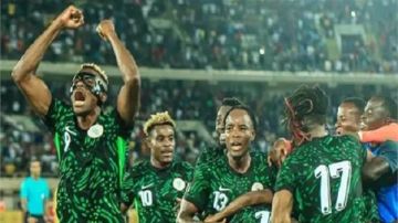 ملياردير نيجيري يرصد مكافآت خيالية لـ النسور لتخطي المغرب وحصد لقب الكان