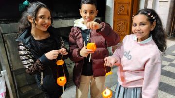 أطفال بورسعيد المسيحيون يحتفلون بالبلابيصا فانوس قداس عيد الغطاس المجيد