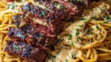 طريقة عمل اسباجيتي بالجبنة والثوم مع شرائح لحم مشوية