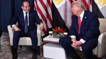 قمة السيسي- ترامب تتصدر نشاط الرئيس المكثف في منتدى دافوس العالمي قمة السيسي- ترامب تتصدر نشاط الرئيس المكثف في منتدى دافوس العالمي