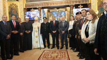 محافظ الجيزة يزور مطرانية الجيزة للأقباط الأرثوذكس للتهنئة بعيد الميلاد المجيد