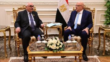 المستشار هشام بدوي رئيس مجلس النواب يستقبل رئيس هيئة قضايا الدولة.. صور