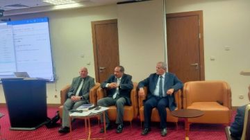 التعليم العالي تكشف تفاصيل اجتماع لجنة تقييم المعاهد العليا الخاصة بقطاع الدراسات التجارية