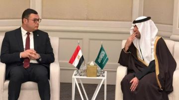 على هامش منتدى العقار 2026.. وزير الإسكان يعقد لقاء مع نظيره السعودي