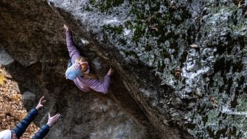 لأول مرة في مصر.. دهب تستضيف منافسات ريد بل وادي أسنت لتسلق الجبال