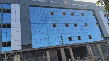 وزير الصحة يتلقى تقريرا بمرور ميداني على 29 مشروعا صحيا في 10 محافظات