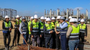 بسعة 600 طن.. محافظ كفر الشيخ يتفقد إنشاء مصنع تدوير المخلفات بدسوق صور