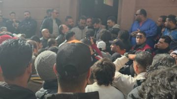 سعد الصغير يواسي أسرة رضا البحراوي في وداع والدته بطنطا ..صور وفيديو سعد الصغير يواسي أسرة رضا البحراوي في وداع والدته بطنطا ..صور وفيديو