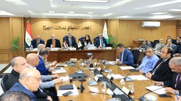 محافظ الجيزة يترأس المجلس التنفيذي لمتابعة استعدادات المحافظة لاستقبال شهر رمضان