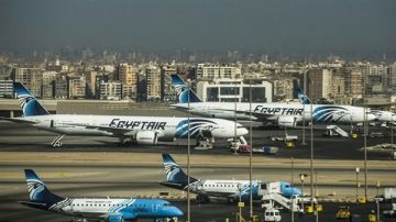 وزير الطيران: خطط تطوير جديدة لمواكبة طفرة السفر والسياحة فيديو