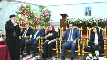 جامعة دمنهور تقدم التهنئة بعيد الميلاد للأنبا إيلاريون بمقر المطرانية