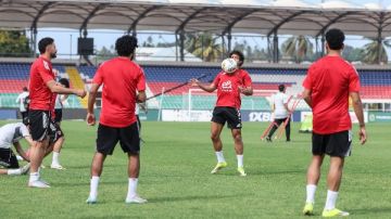 دوري أبطال إفريقيا الأهلي يختتم تدريباته استعدادا لمباراة يانج أفريكانز دوري أبطال إفريقيا الأهلي يختتم تدريباته استعدادا لمباراة يانج أفريكانز