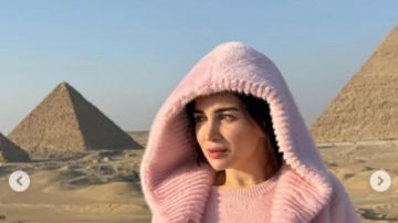 مي عز الدين تخطف الأنظار في الأهرامات .. شاهد