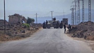 اعتداء صباحي .. قوة للاحتلال تنصب حاجزا أمنيا في ريف القنيطرة الجنوبي