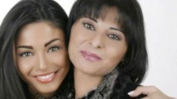 خاص دوللي شاهين لـ صدى البلد: والدتي تمثل لي الحياة والعائلة هي الداعم الأساسي.. فيديو