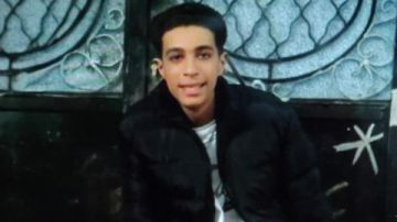 طعنة غدر من القريب.. شاب يدفع حياته ثمنا لطمع ابن عمه في موتوسيكل