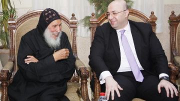 محافظ بني سويف يقدم التهنئة بعيد الميلاد المجيد خلال جولة ميدانية بالمحافظة