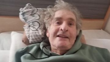 محيي إسماعيل في أول يوم داخل دار رعاية كبار الفنانين .. صور