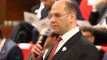 مقترح برلماني لتعزيز دور هيئة الدواء لضبط إعلانات الأدوية