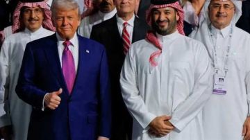 وساطة سعودية قطرية عمانية لمنع ضربة عسكرية أمريكية لإيران