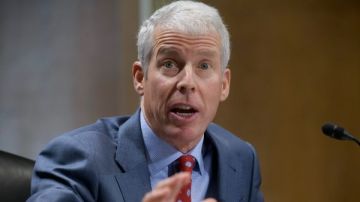 بسعر 45 دولارا للبرميل.. أمريكا تبدي إستعدادها لبيع النفط الفنزويلي