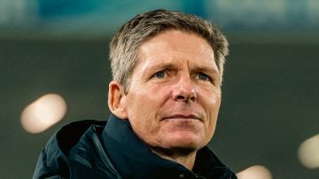 طريق مسدود بين جلاسنر وإدارة كريستال بالاس.. المدرب يهاجم إدارة النادي بشكل غير مسبوق.. وصفقة المان سيتي تفجر الأزمة مبكرا