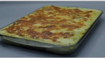 طريقة عمل طاجن سمك بالبشاميل والخضار