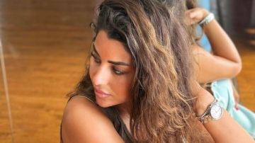 وأنت زعلان ليه.. أيتن عامر تحرج متابعا بتعليق ساخر على إكس