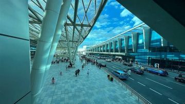 إلغاء كارت الجوازات بالمطارات المصرية.. وزير الطيران يعلن الموعد فيديو