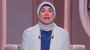 استشارية: فخ الكمال على مواقع التواصل حول الأمومة إلى عبء مادي ونفسي استشارية: فخ الكمال على مواقع التواصل حول الأمومة إلى عبء مادي ونفسي