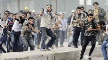 النائب مصطفى مزيرق يشيد بإدراج فروع الإخوان على قوائم الإرهاب